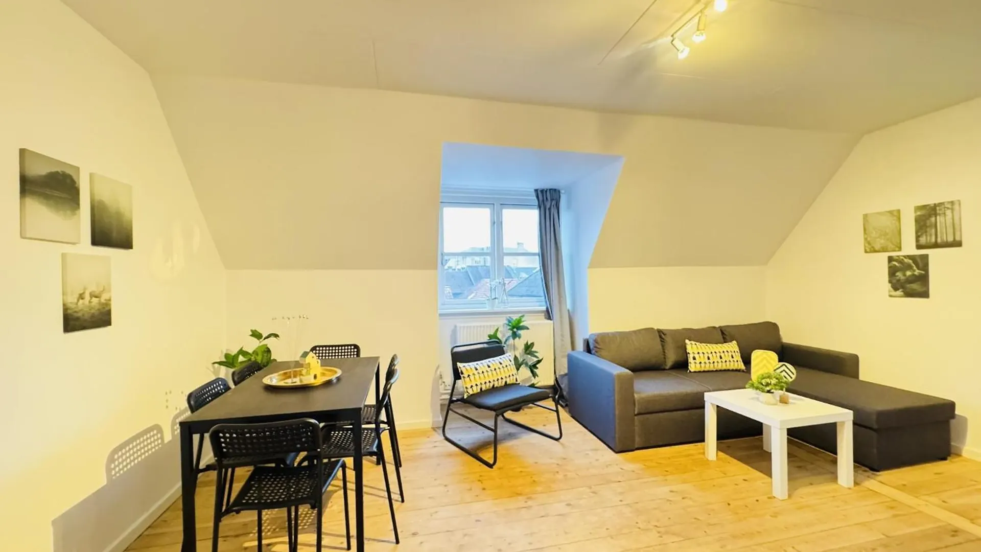 Aday - Starlight 2 Bedrooms Apartment In The Heart Of Aalborg Denmark