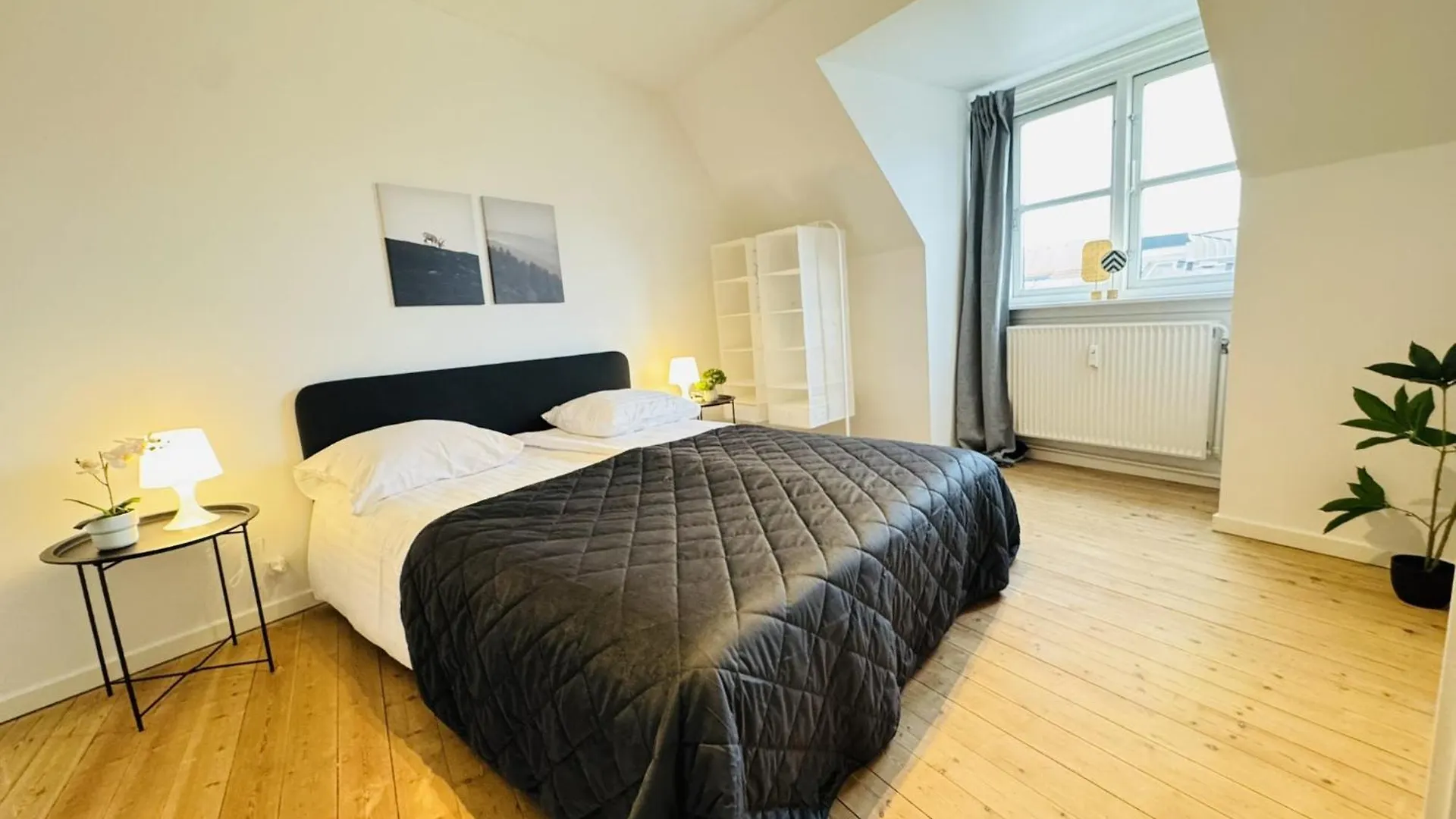 Aday - Starlight 2 Bedrooms Apartment In The Heart Of Aalborg 0*,